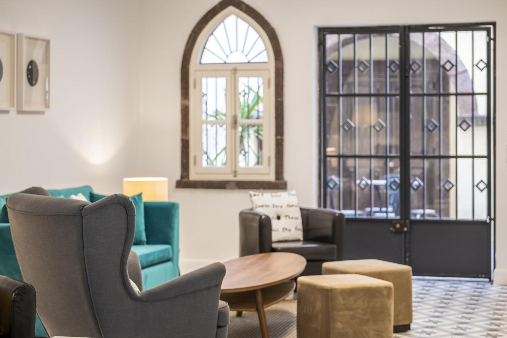Studios Funchal By Homing Bagian luar foto