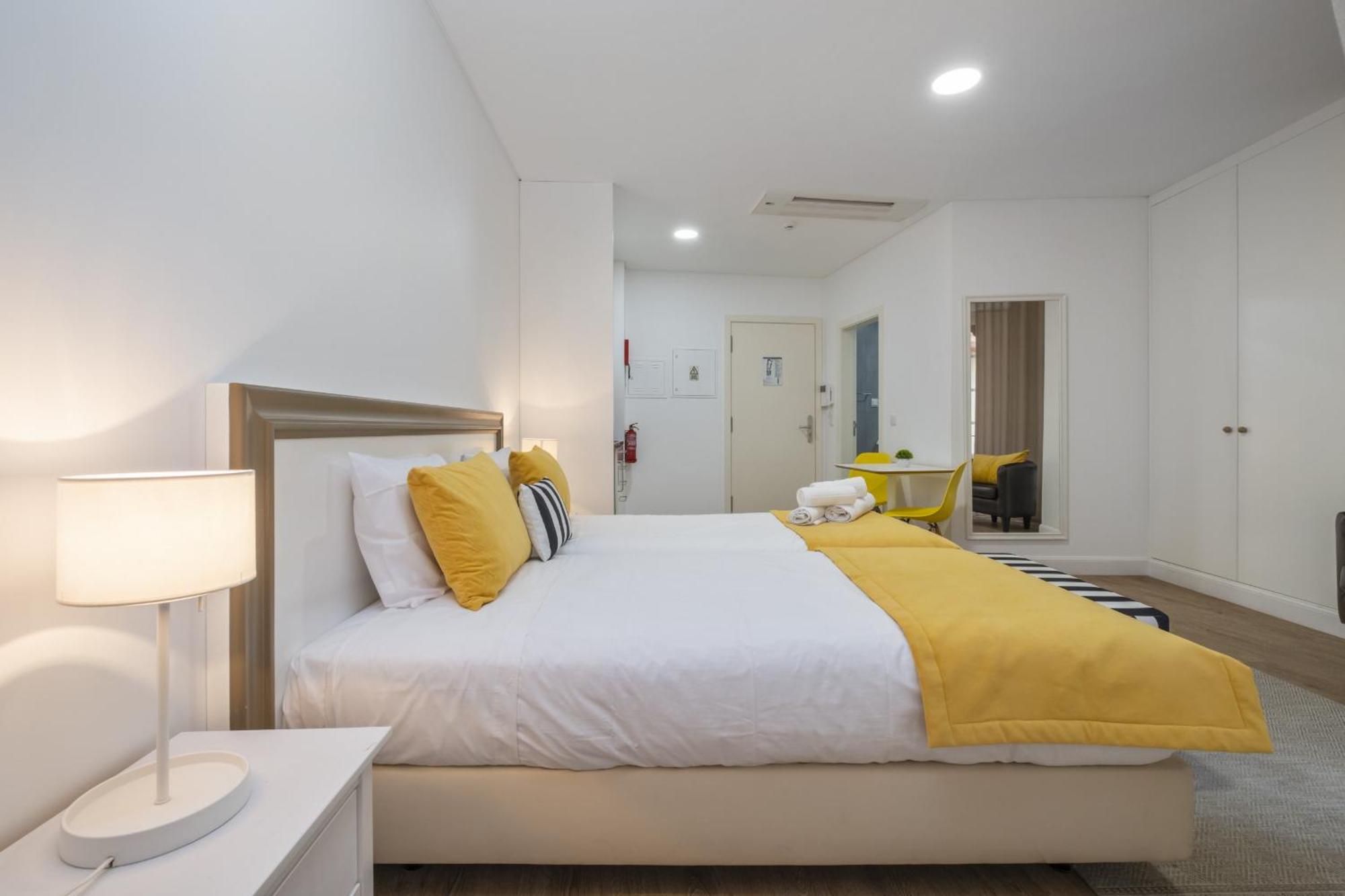 Studios Funchal By Homing Bagian luar foto